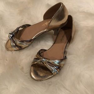 NWOB American Eagle Metallic Gold Bowknot Flats
